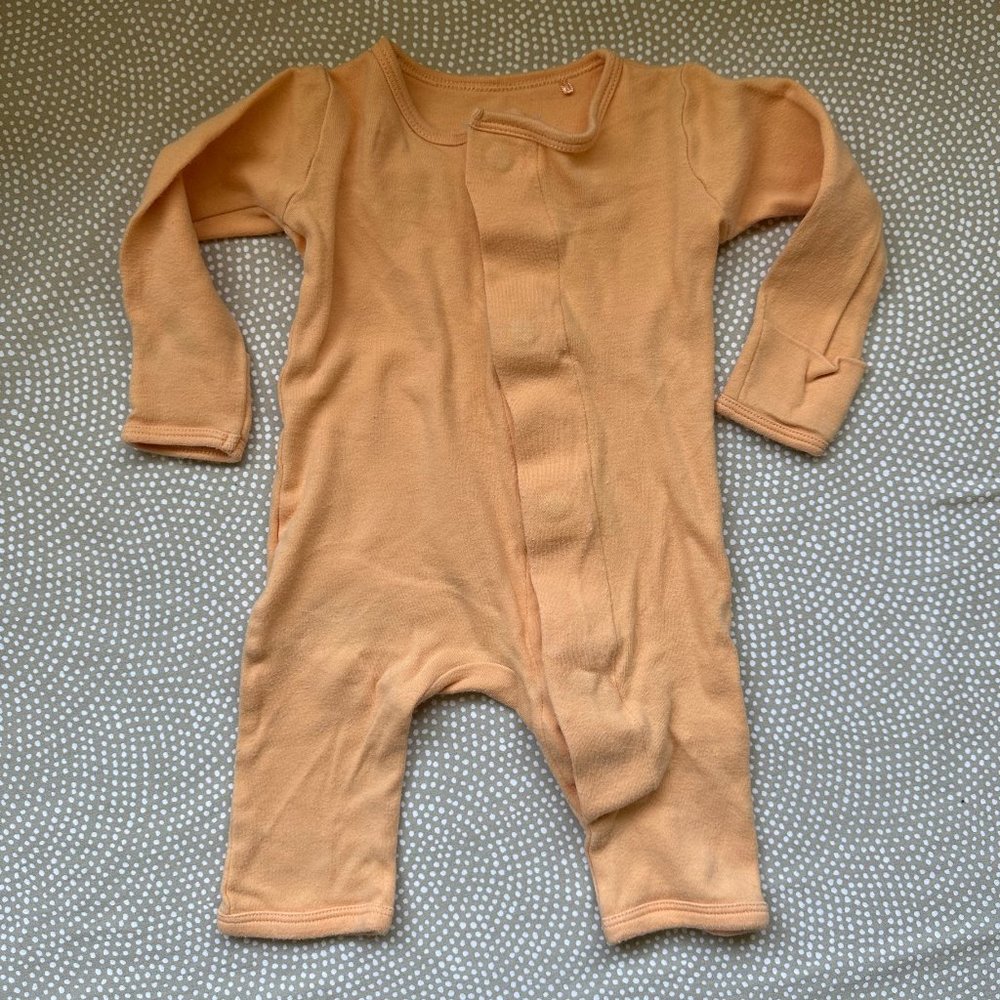 Simply By Magnetic Me onesie coverall 0-3Months (Good used condition)